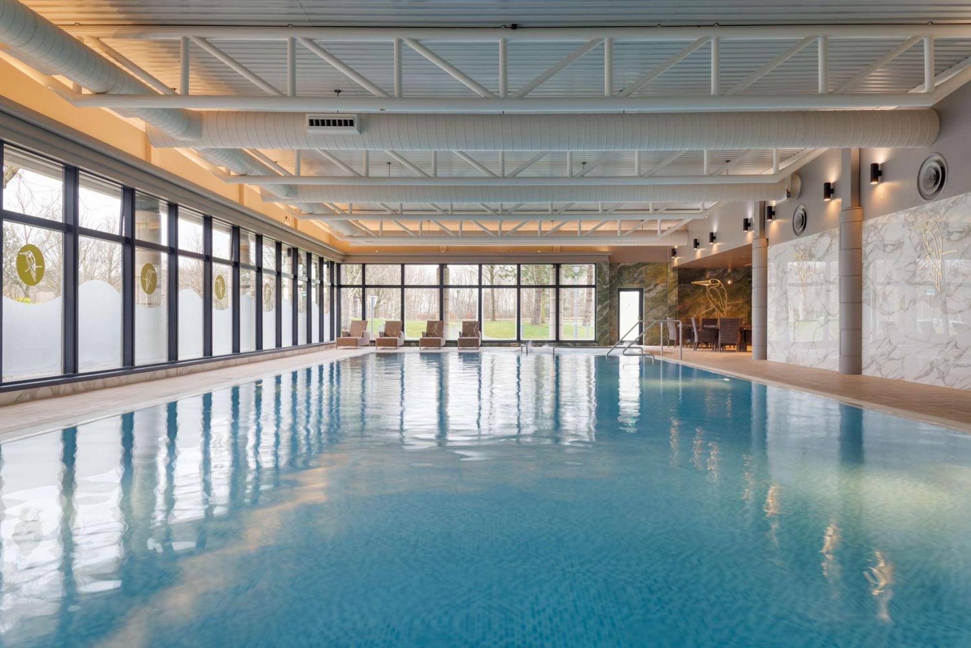 Doubletree By Hilton Belfast Templepatrick Hotell Exteriör bild