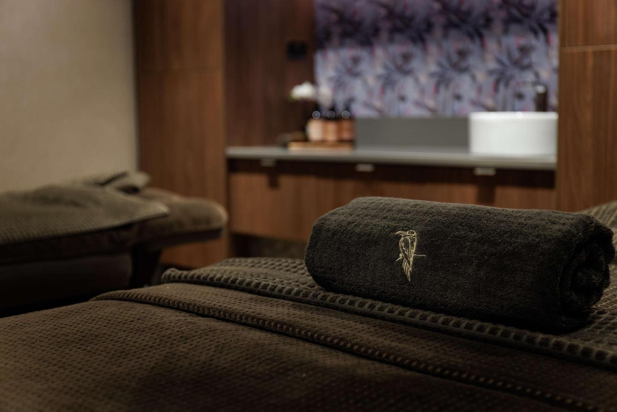 Doubletree By Hilton Belfast Templepatrick Hotell Exteriör bild