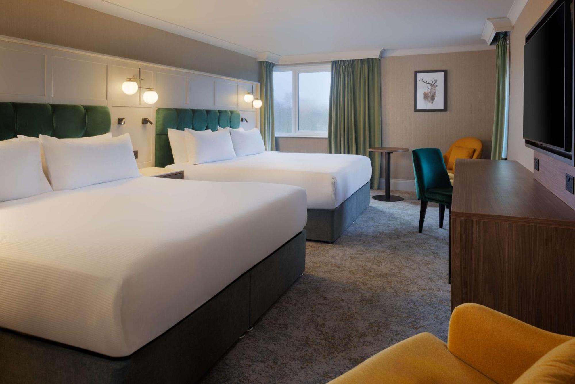 Doubletree By Hilton Belfast Templepatrick Hotell Exteriör bild