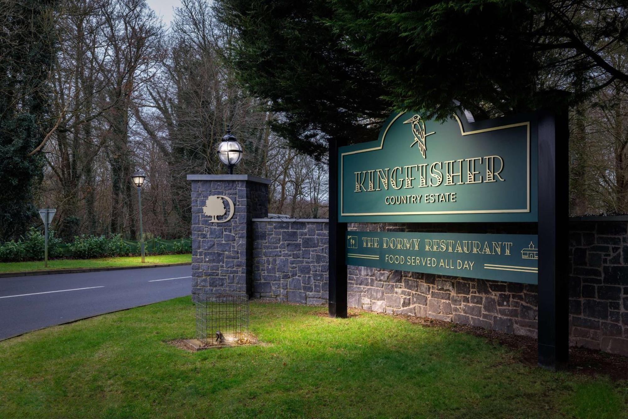 Doubletree By Hilton Belfast Templepatrick Hotell Exteriör bild