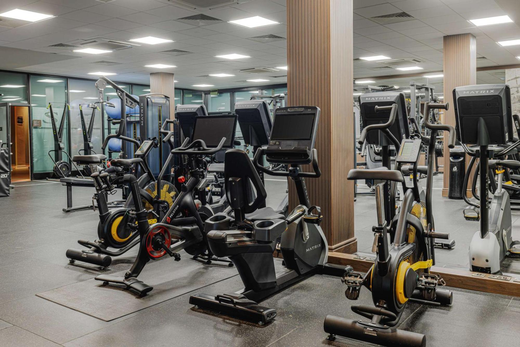 Doubletree By Hilton Belfast Templepatrick Hotell Exteriör bild